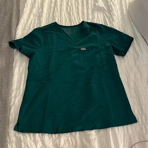 FIGS CATARINA SCRUB TOP